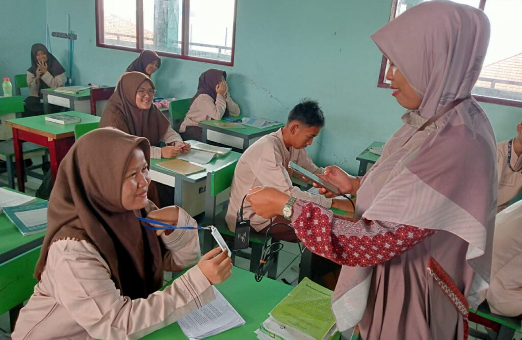 Jumat Indah Dengan Infaq  Digital Berhadiah Pahala   